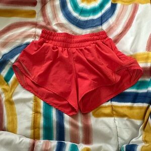 lululemon hotty hots carnation red